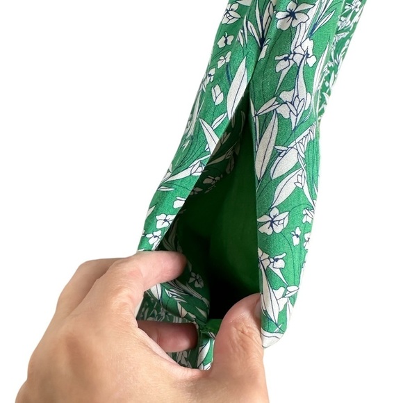 J Crew Factory Fit and Flare Kelly Green with White Flower Sleeveless Size 12 - Picture 9 of 10